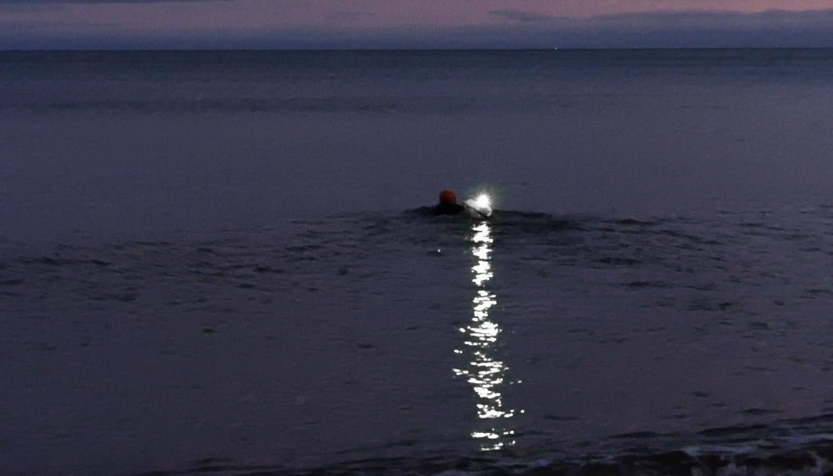 Lampe Flash Clipsable Étanche | Lumière LED Brillante pour la Natation, les Promenades de Chiens et Toutes les Activités de Plein Air