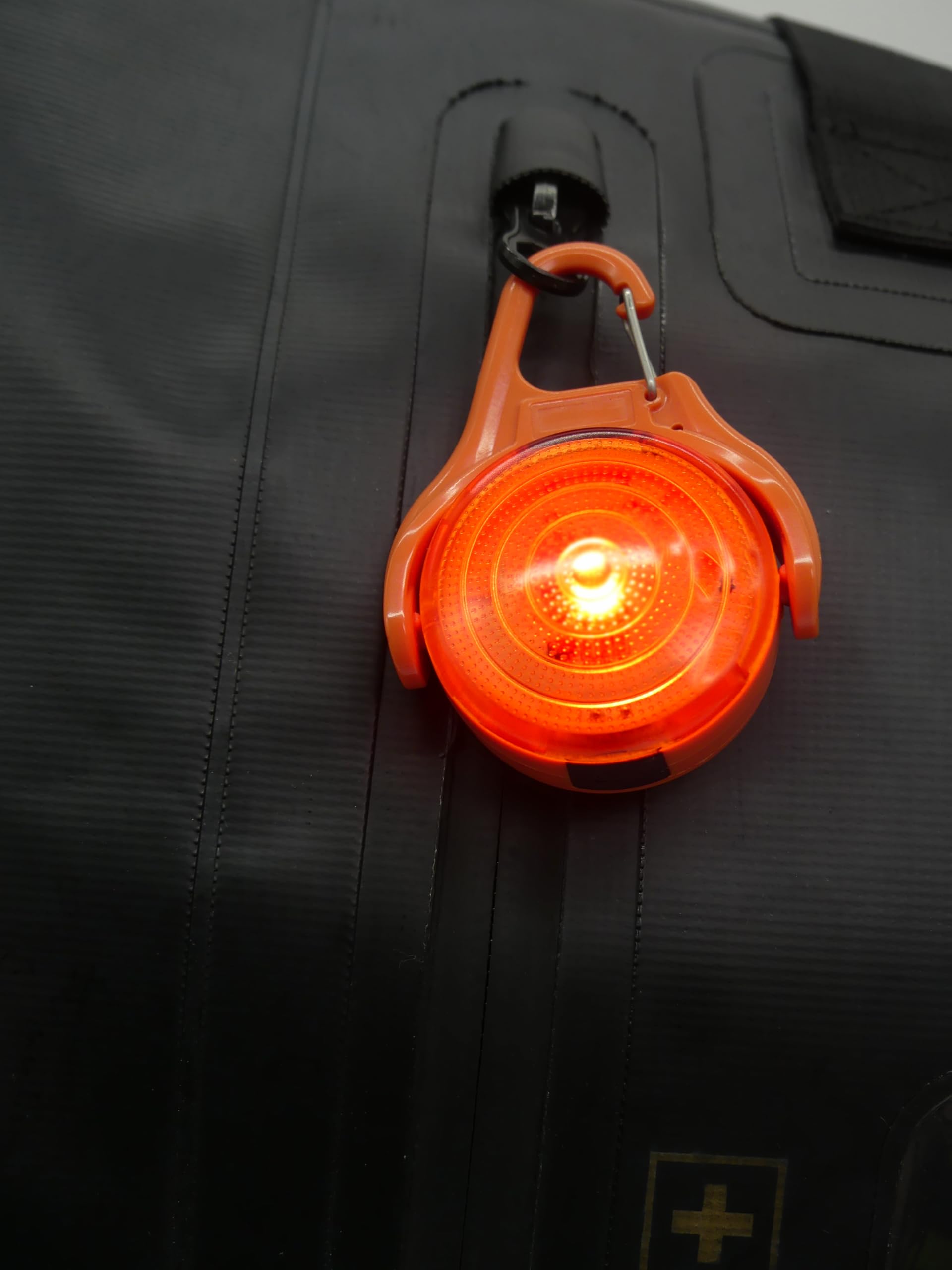 Lampe d'aventure rechargeable | Lampe LED clignotante et résistante à l'eau avec clip pour la promenade du chien, la course et les activités de plein air