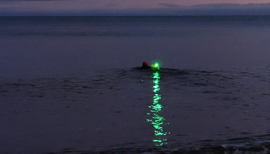 Lampe d'aventure rechargeable | Lampe LED clignotante et résistante à l'eau avec clip pour la promenade du chien, la course et les activités de plein air